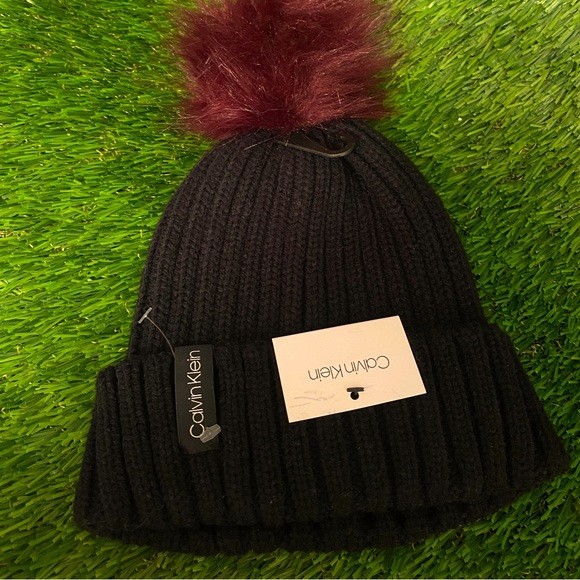 Beanie hat NWT. - Picture 6 of 14